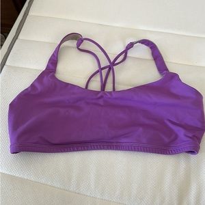 Lululemon sports bra